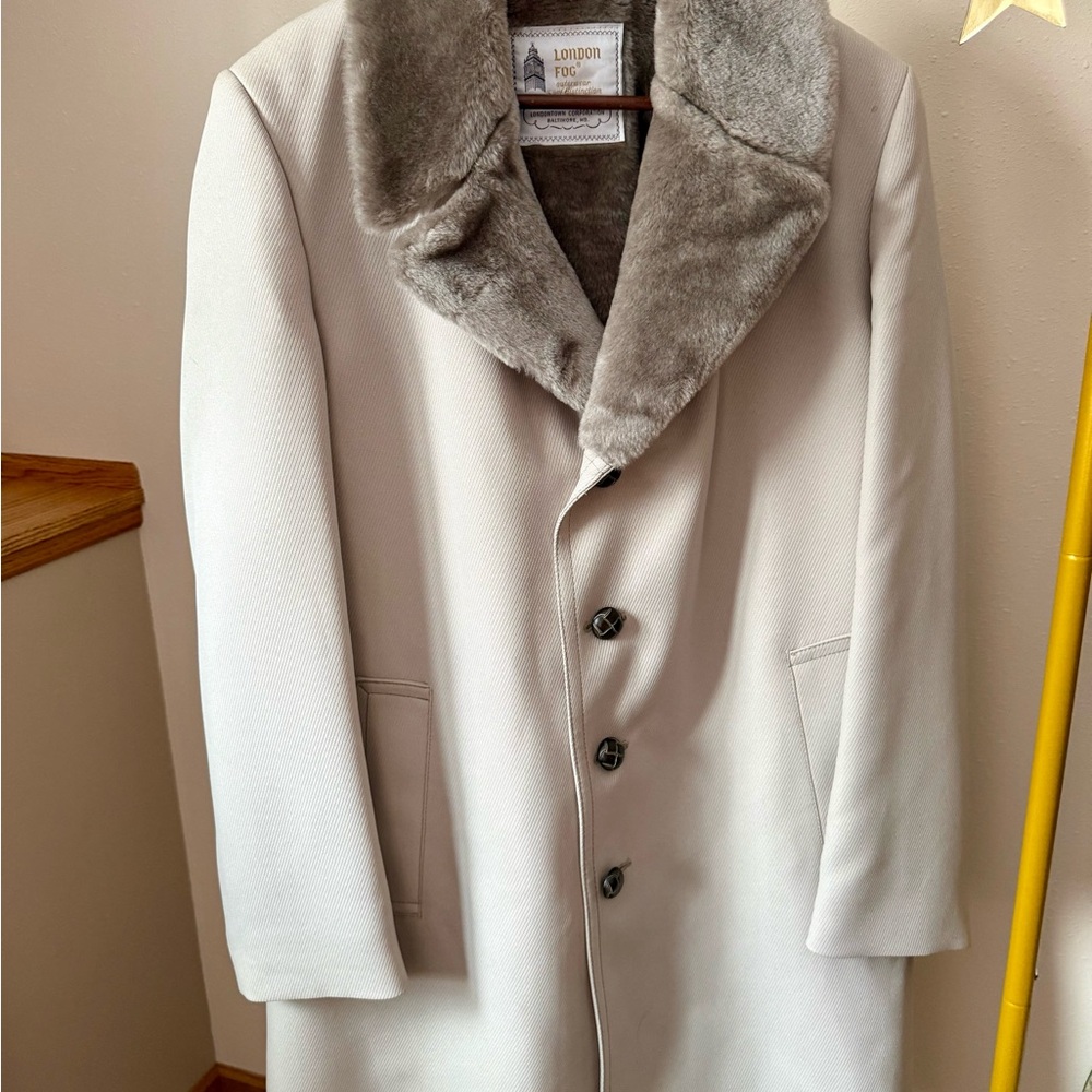 Vintage London Fog Wool Overcoat Men’s 40L Cream Faux Fur Collar Coat